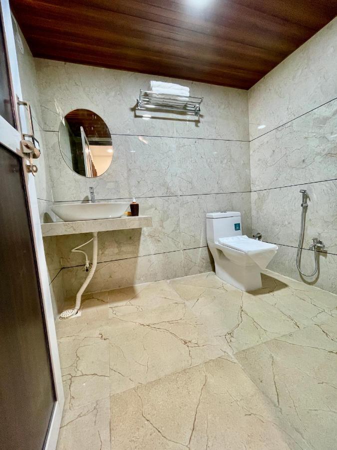 Tekri Farms And Retreat Hotel Ujjain Exterior photo