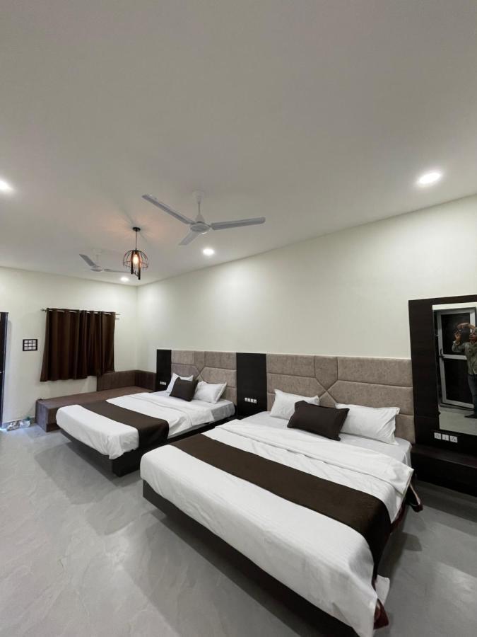 Tekri Farms And Retreat Hotel Ujjain Exterior photo